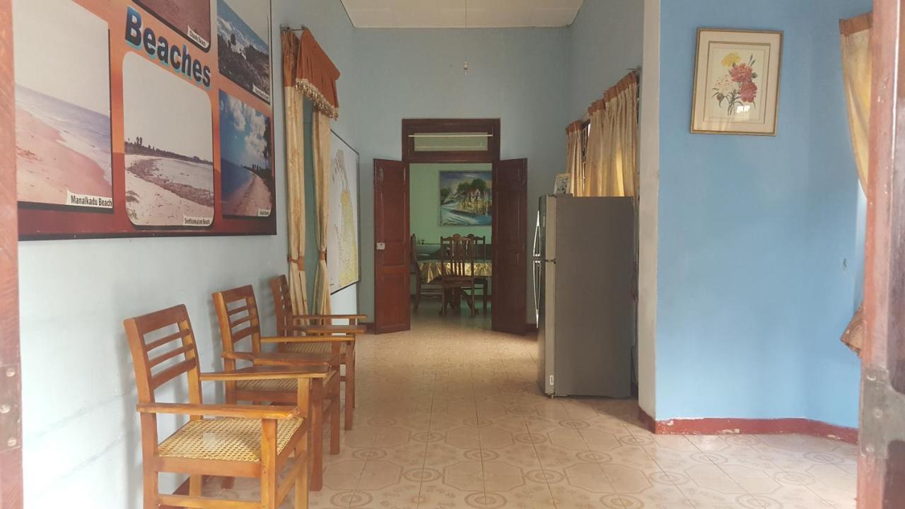 Hotel Blue Whale Jaffna Exterior photo